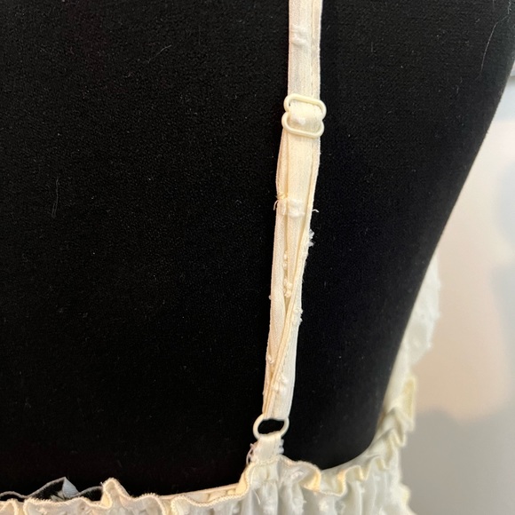 Almost Famous Pretty Cream Mini Dress Adjustable Straps Large - Picture 8 of 11